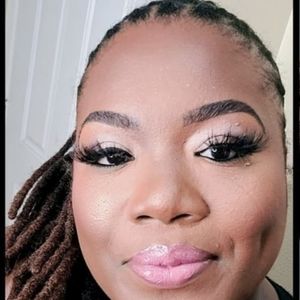 Meet your Posher, Tyisha J